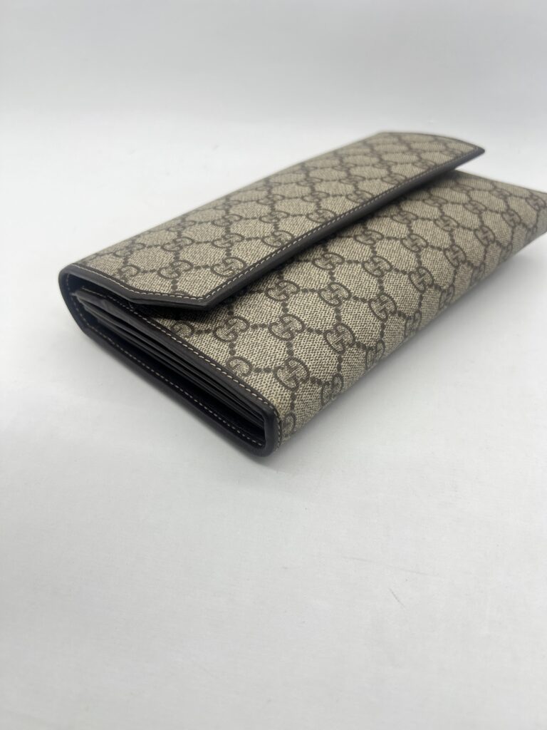 Gucci Clutch GG Supreme Brown