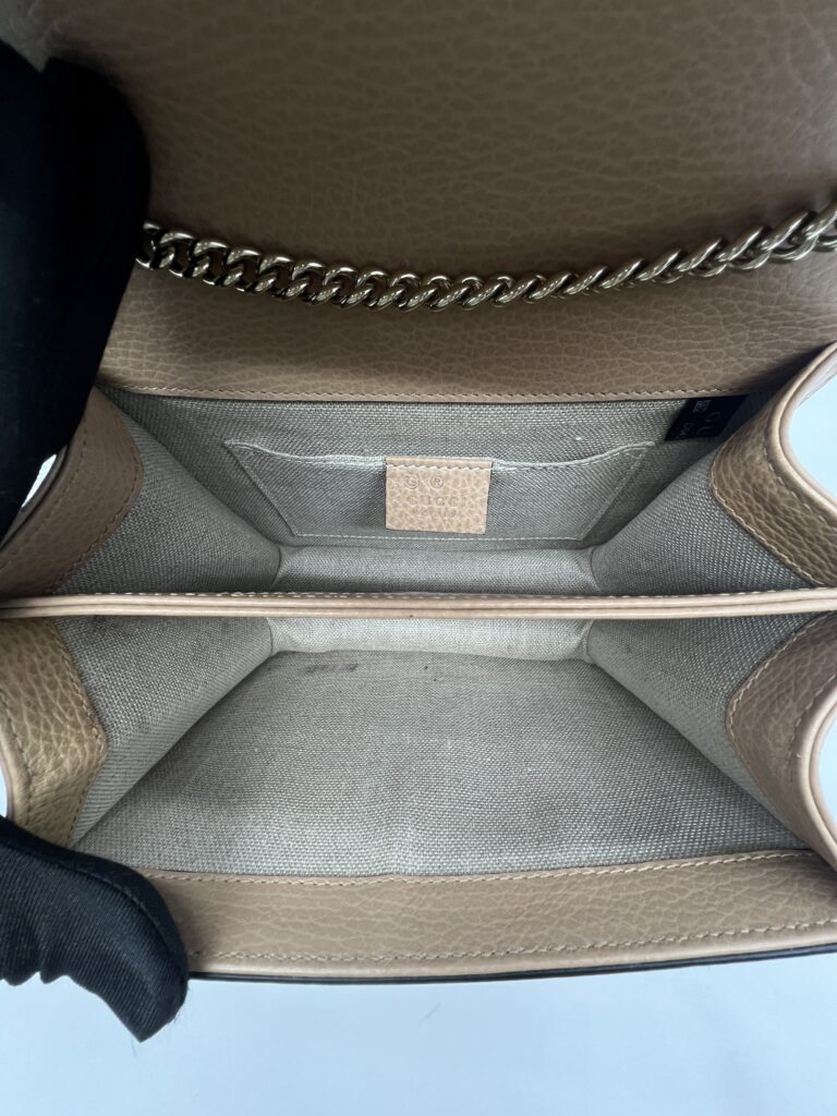 Gucci GG Interlocking Beige GHW