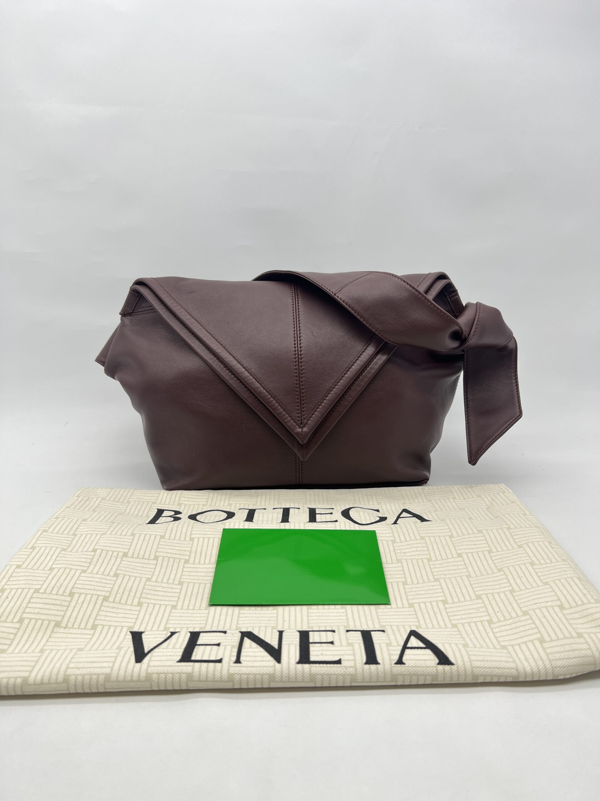 Bottega Veneta Sawyer Small Leather Burgundy