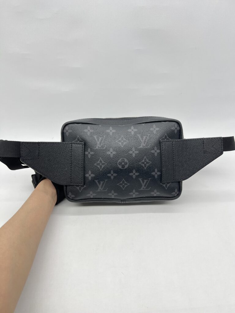 Louis Vuitton Outdoor Bumbag Taigarama Black Monogram SHW