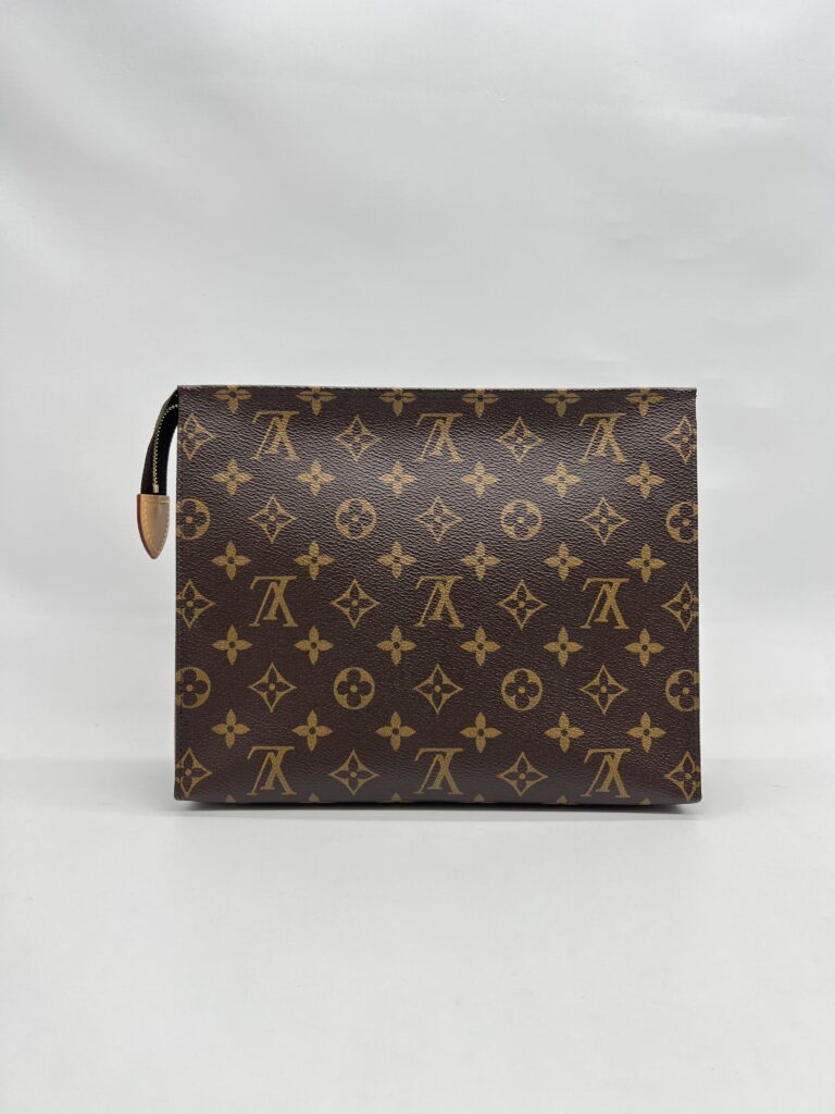 Louis Vuitton Pochette Toiletry Monogram GHW