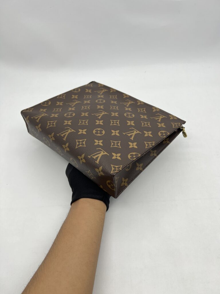 Louis Vuitton Pochette Toiletry Monogram GHW
