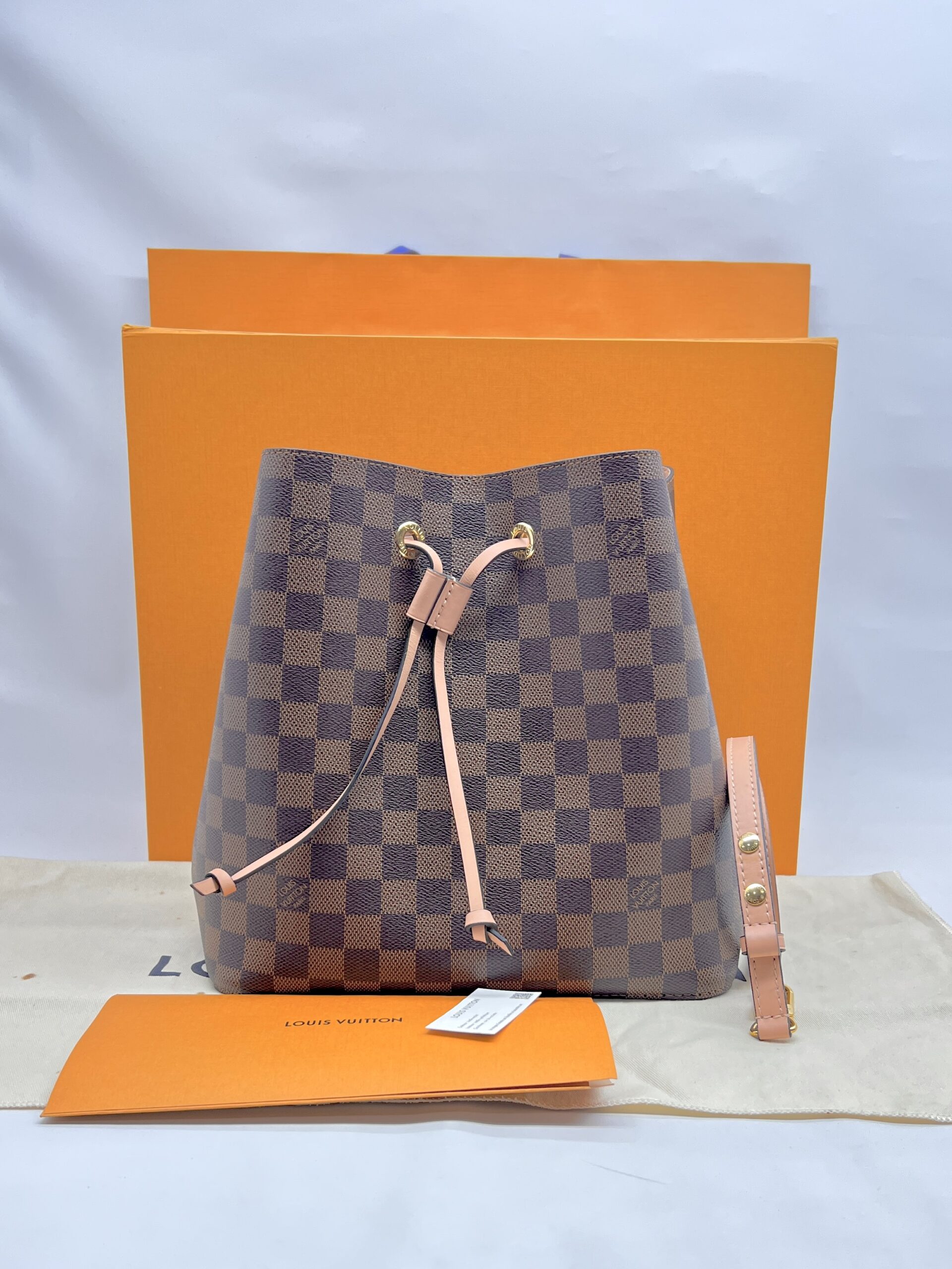 Louis Vuitton Neo Noe MM Damier Ebene Venus GHW