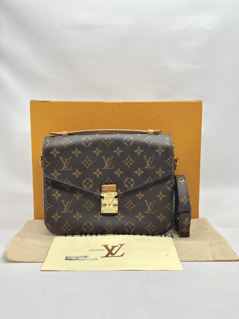 Louis Vuitton Metis MM Mongram  GHW