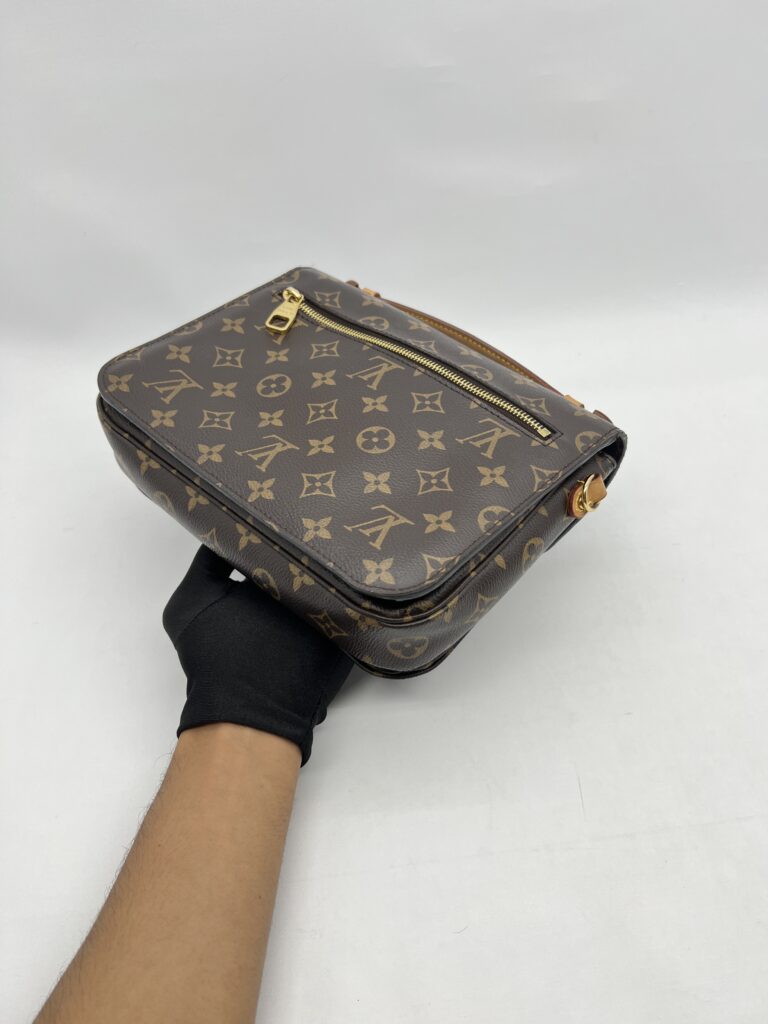 Louis Vuitton Metis MM Mongram  GHW
