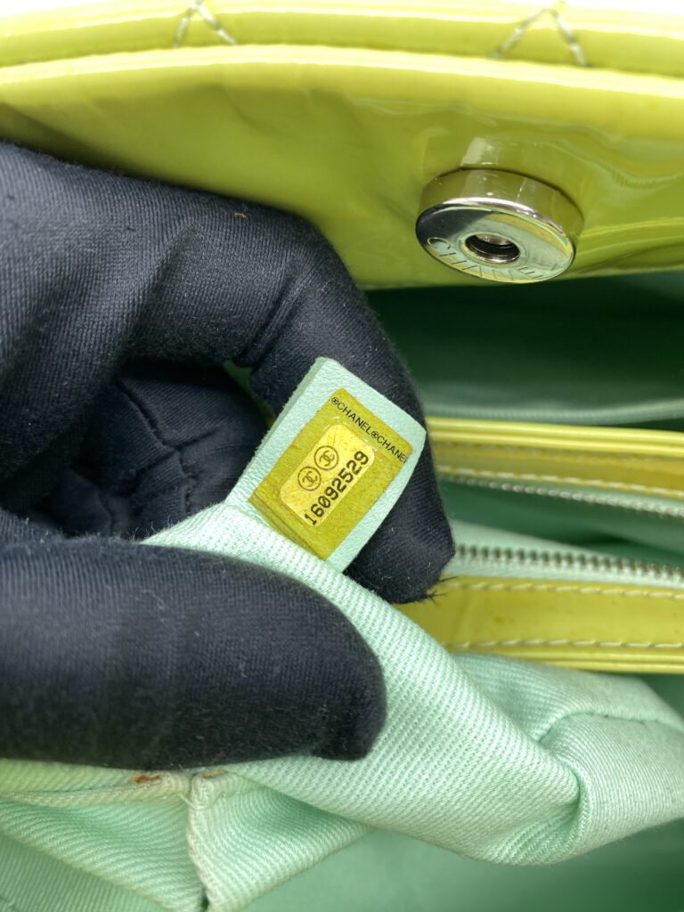 Chanel Mademoiselle Vernis Lime Yellow SHW
