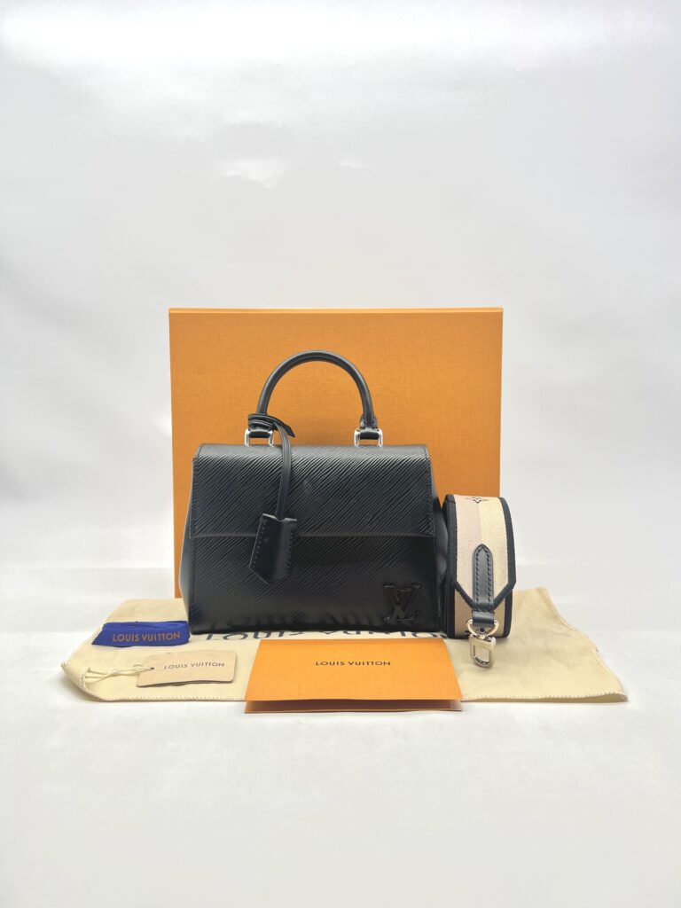 Louis Vuitton Cluny Mini Epi Black SHW