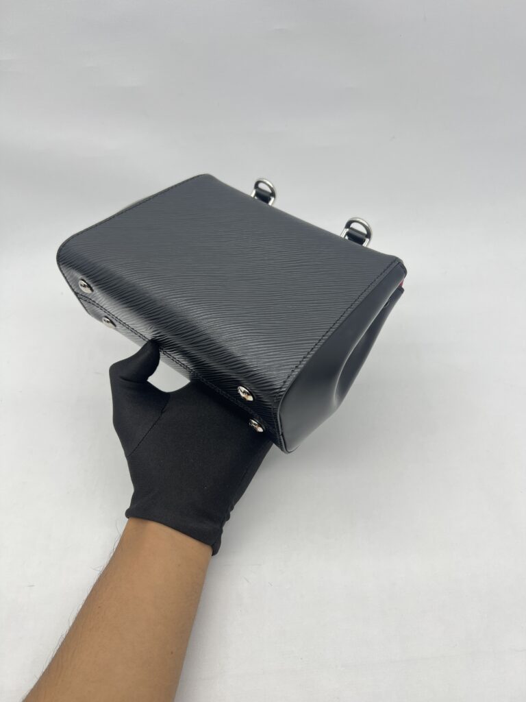 Louis Vuitton Cluny Mini Epi Black SHW