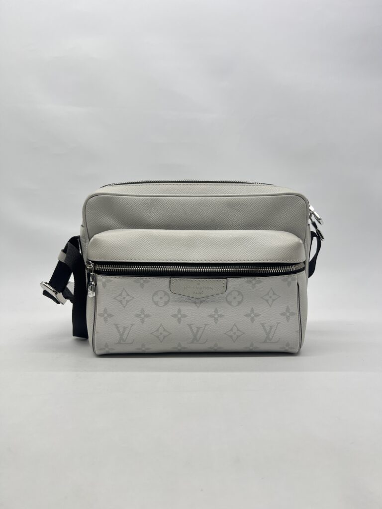 Louis Vuitton Outdoor Messenger Monogram Antartica White Taiga