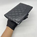 Chanel Clutch Shiny Black LGHW