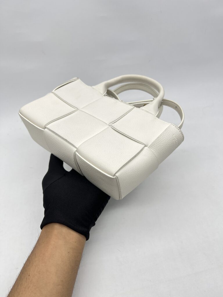 Bottega Veneta Candy Arco Tote White GHW