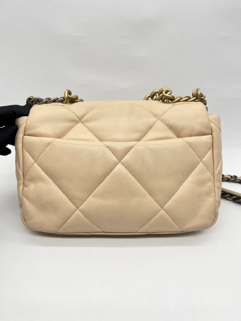 Chanel C19 Small Lambskin Nude GHW