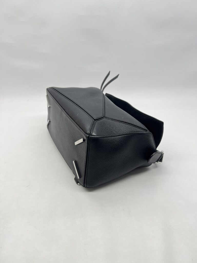 Loewe Puzzle Black SHW