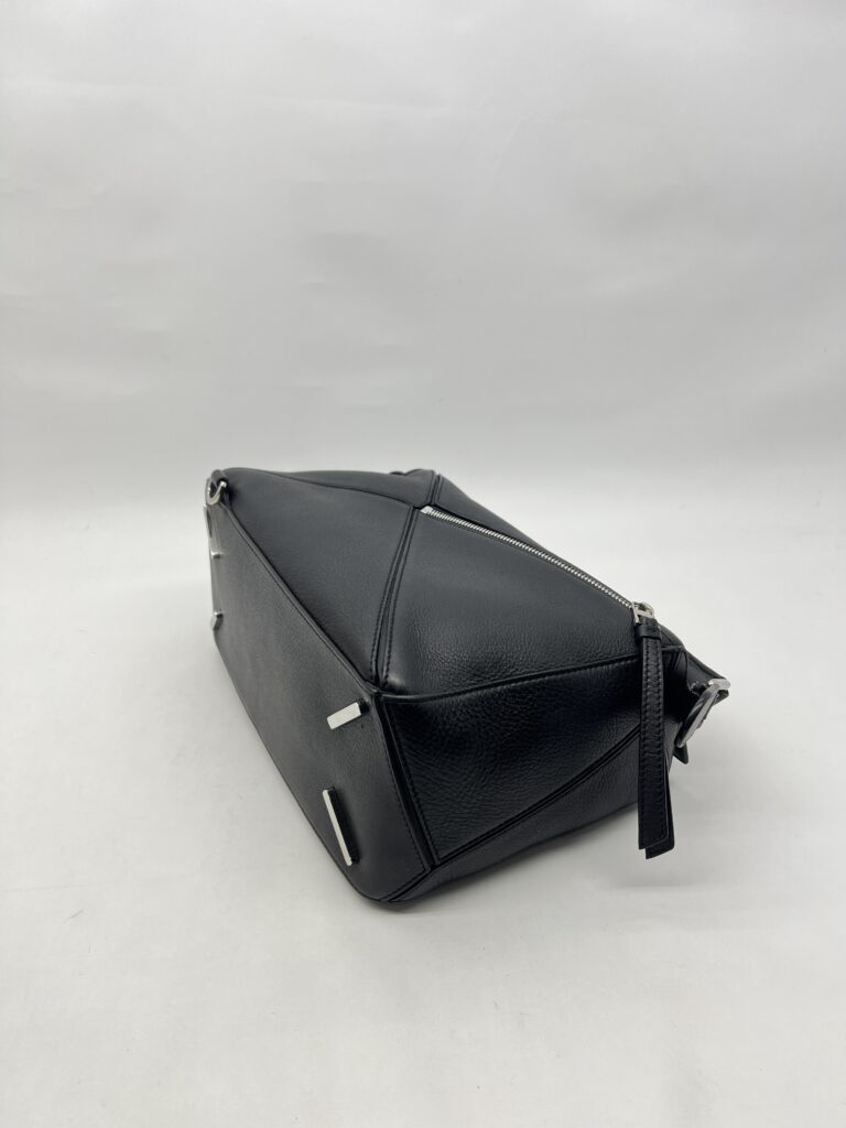 Loewe Puzzle Black SHW