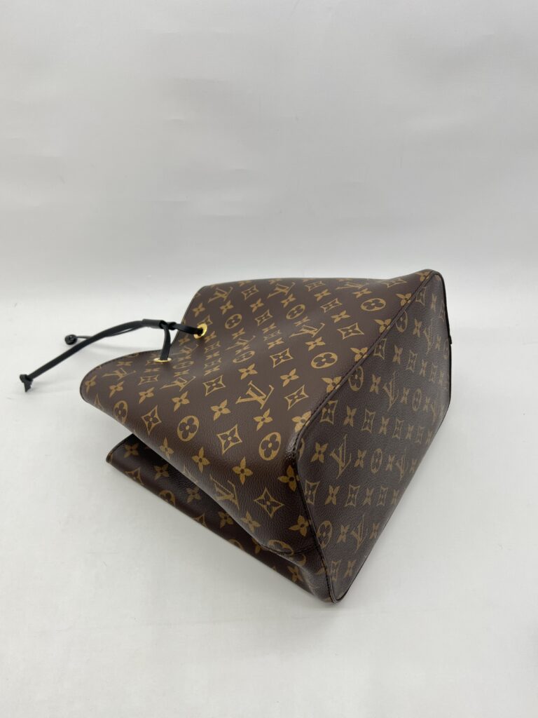 Louis Vuitton Neo Neo MM Monogram Noir GHW