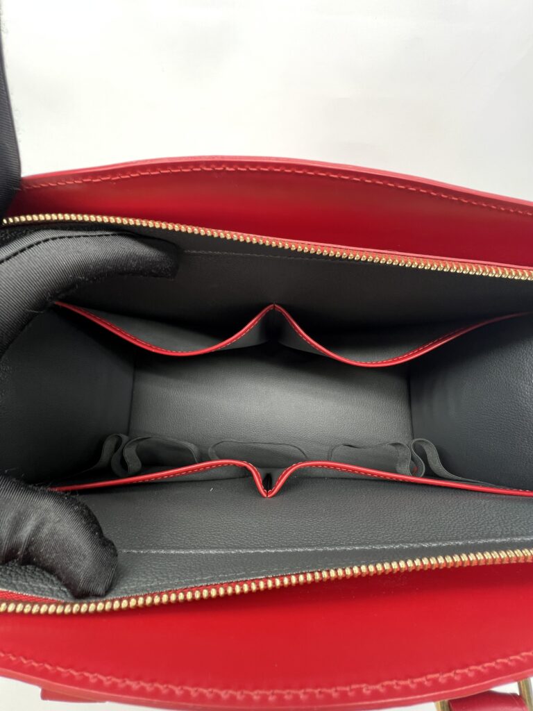Louis Vitton Riviera Hand Bag Epi Red GHW