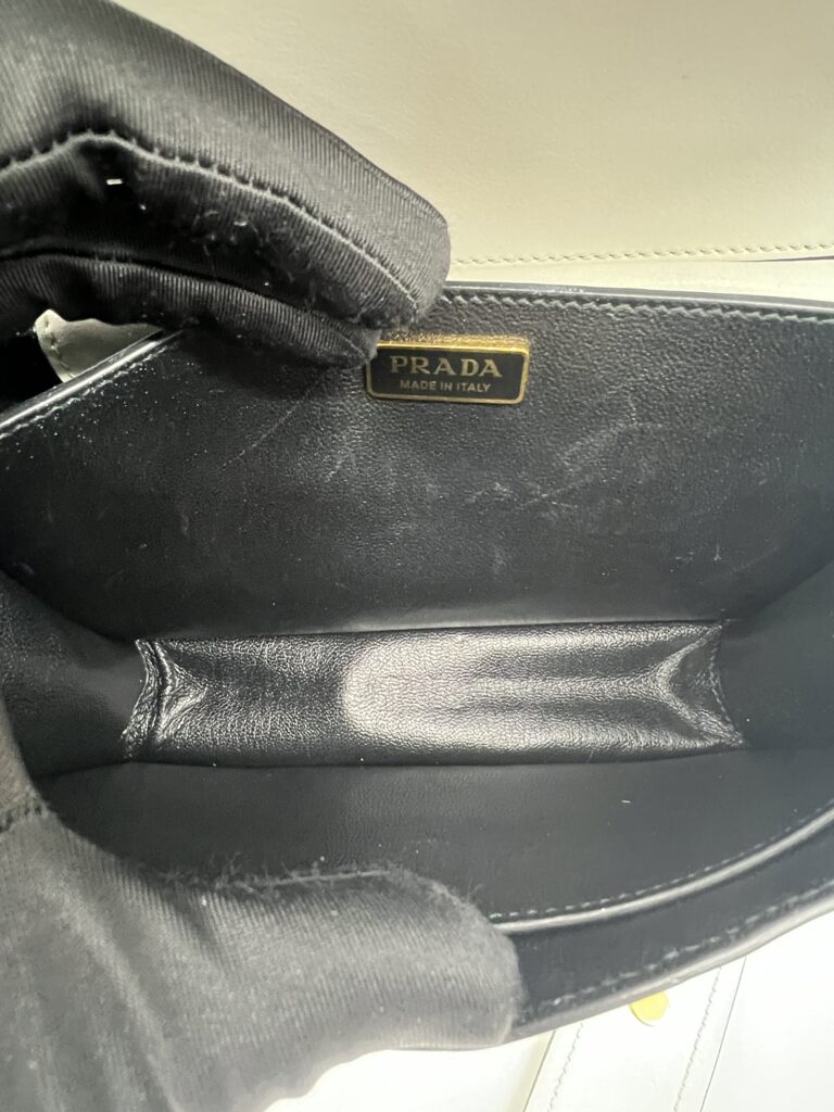 Prada Cahier City Calf Saffiano Bianco