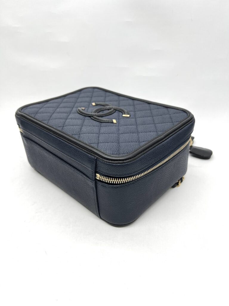 Chanel Filigree Vanity Caviar Navy Black GHW