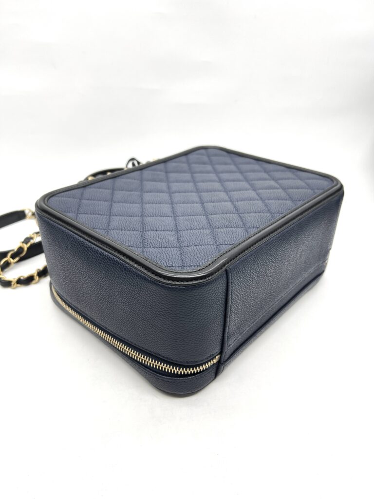 Chanel Filigree Vanity Caviar Navy Black GHW