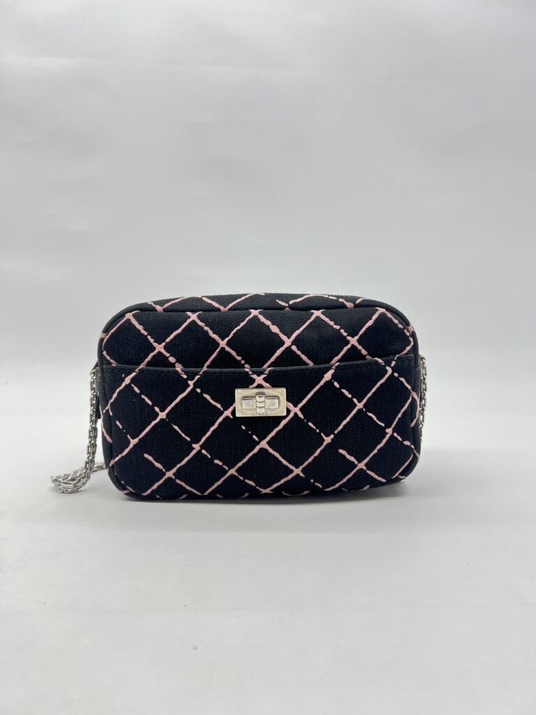 Chanel Reissue Camera Bag Jersey Black Pink