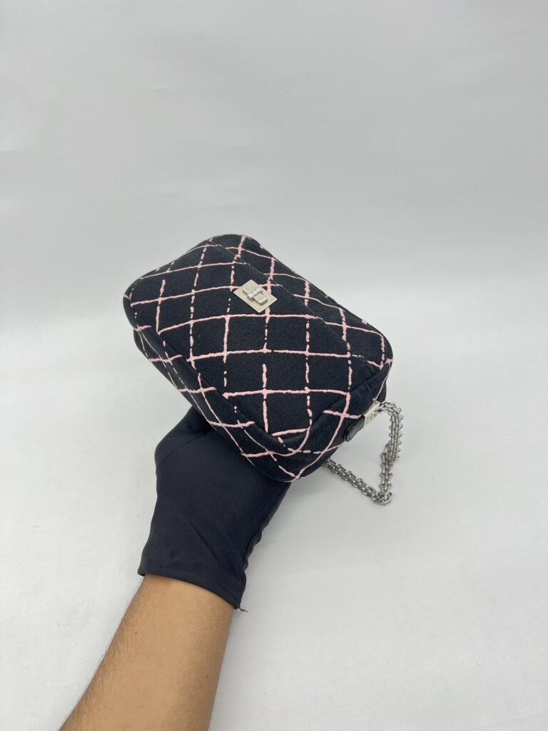 Chanel Reissue Camera Bag Jersey Black Pink