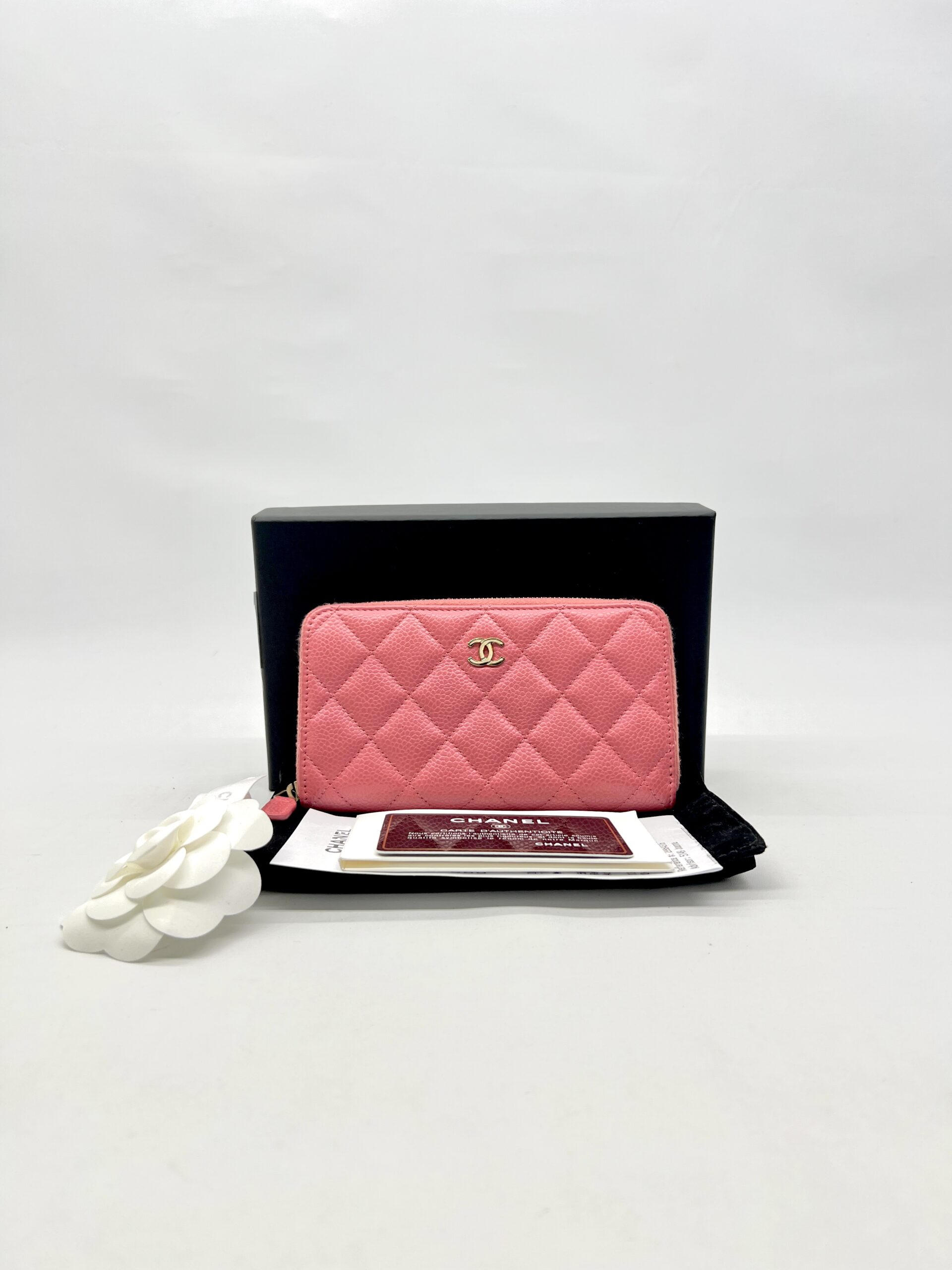 Chanel Medium Zip Wallet Caviar Pink GHW