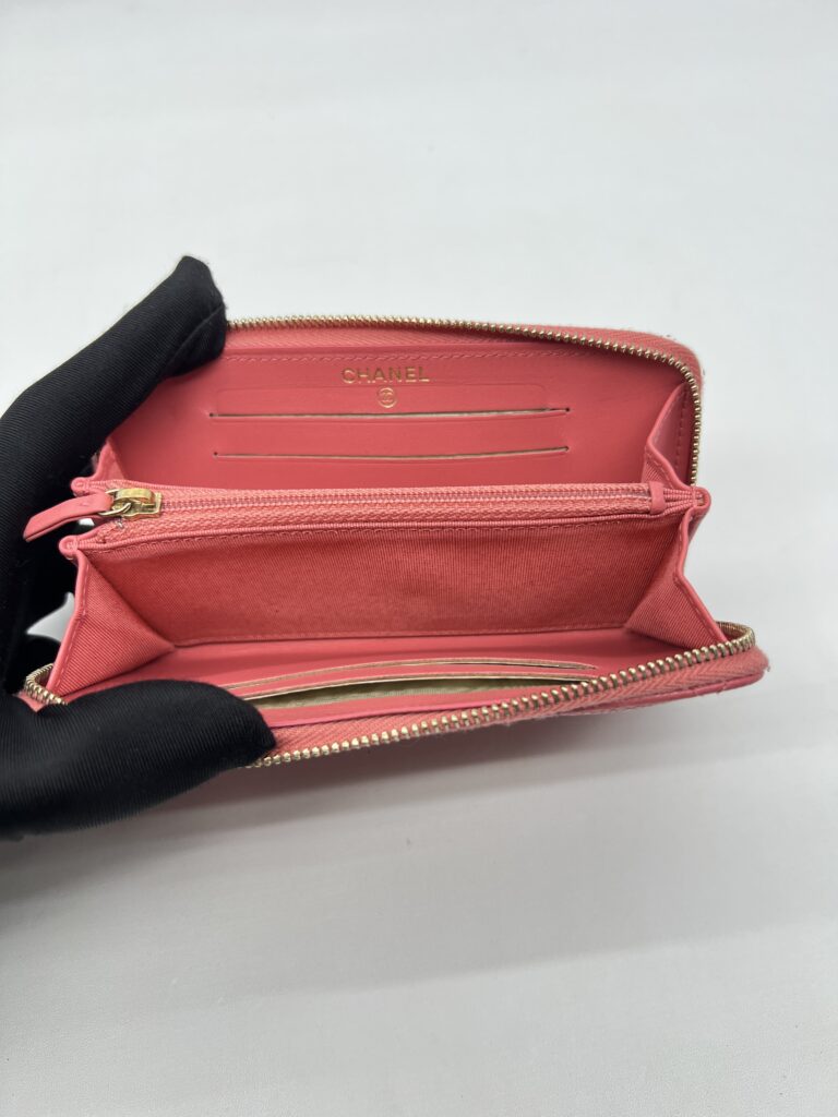 Chanel Medium Zip Wallet Caviar Pink GHW