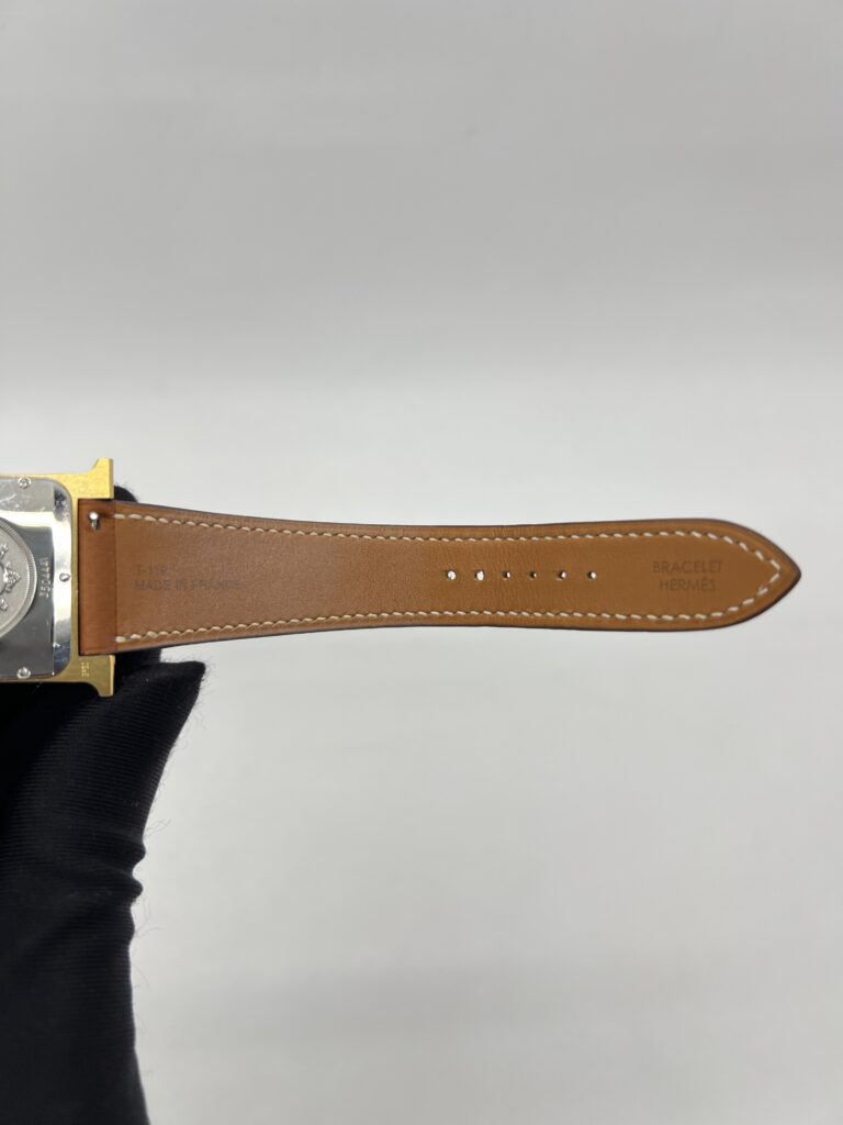 Hermes H Hour GM (63482) Epsom Gold GHW