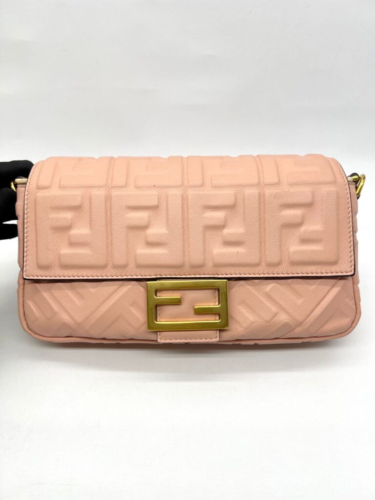 Baguette FF Embossed Baby Pink
