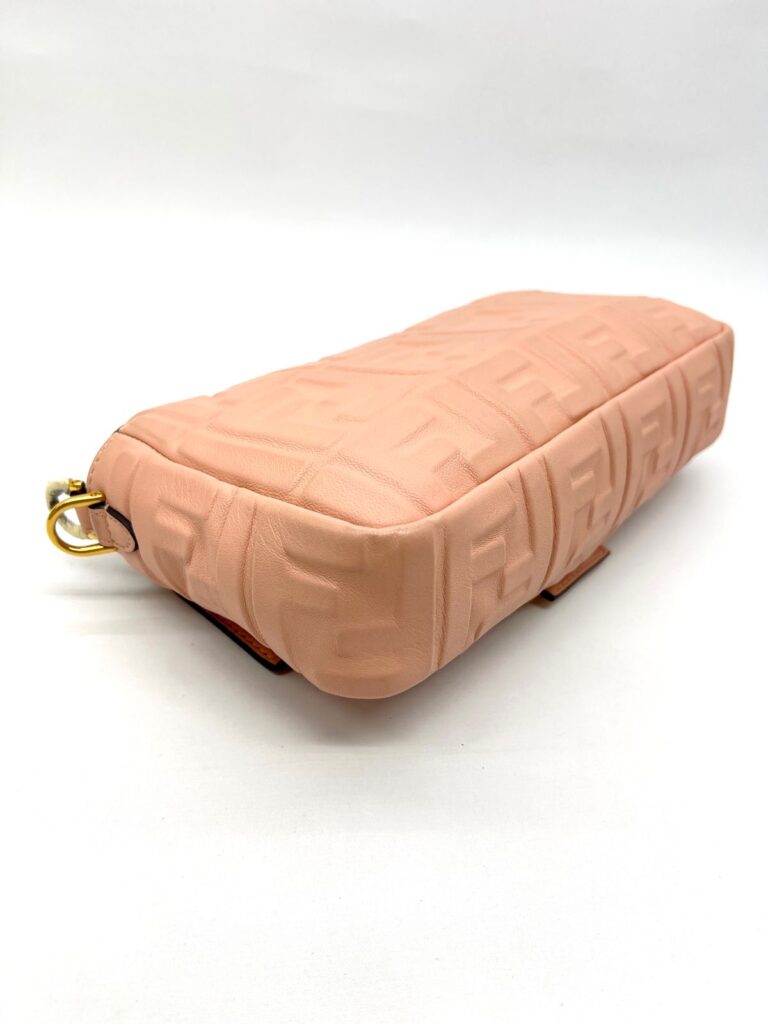 Baguette FF Embossed Baby Pink