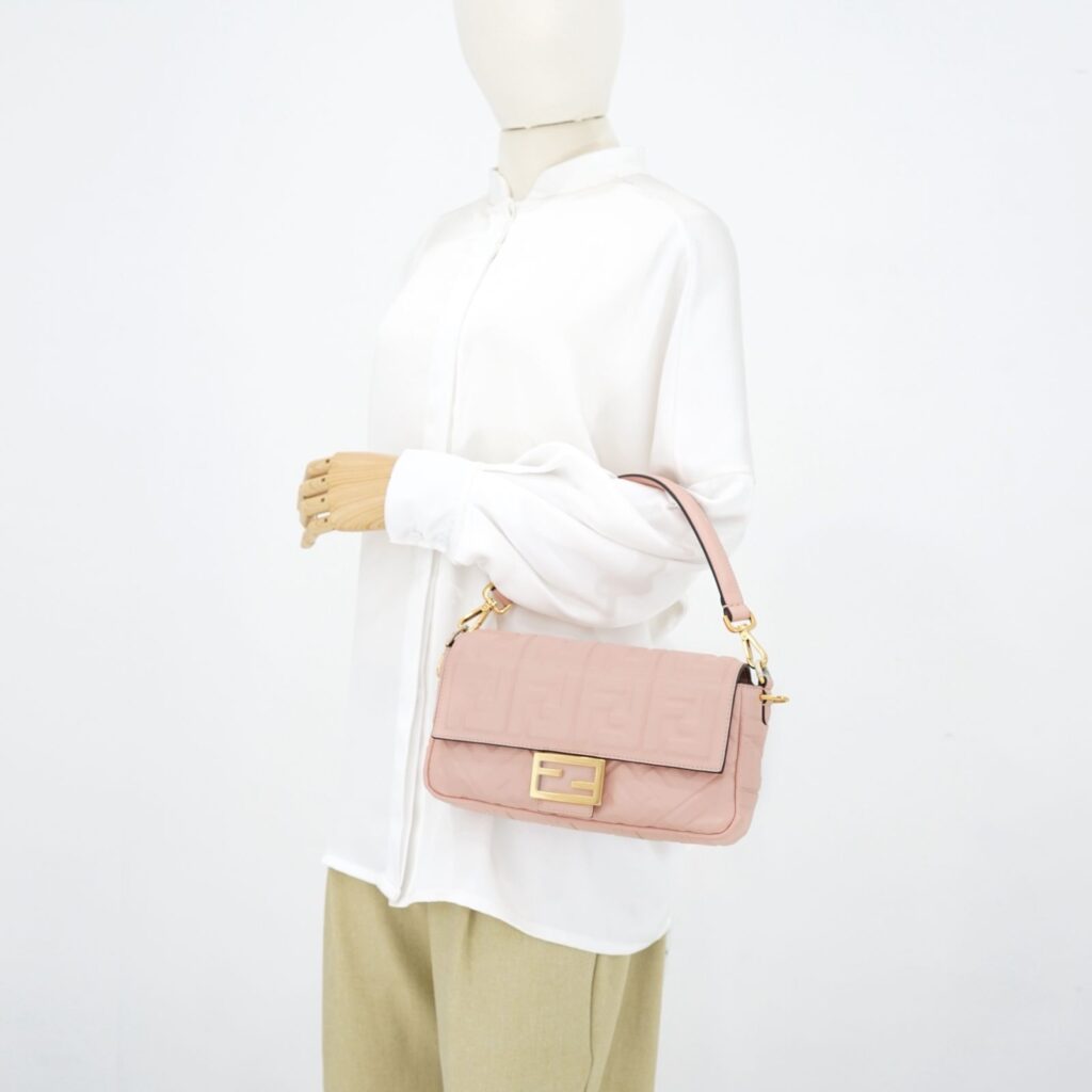 Baguette FF Embossed Baby Pink