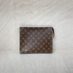 Louis Vuitton Pochette Toiletry Monogram GHW