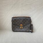 Louis Vuitton Metis MM Mongram  GHW