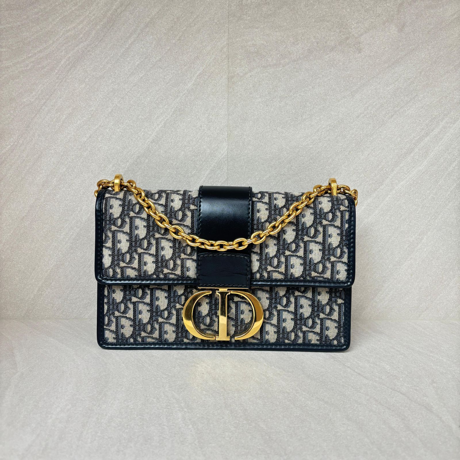 Dior Montaigne Chain Bag Blue Oblique GHW