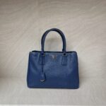 Prada Lux Tote Saffiano Lux Bluette GHW