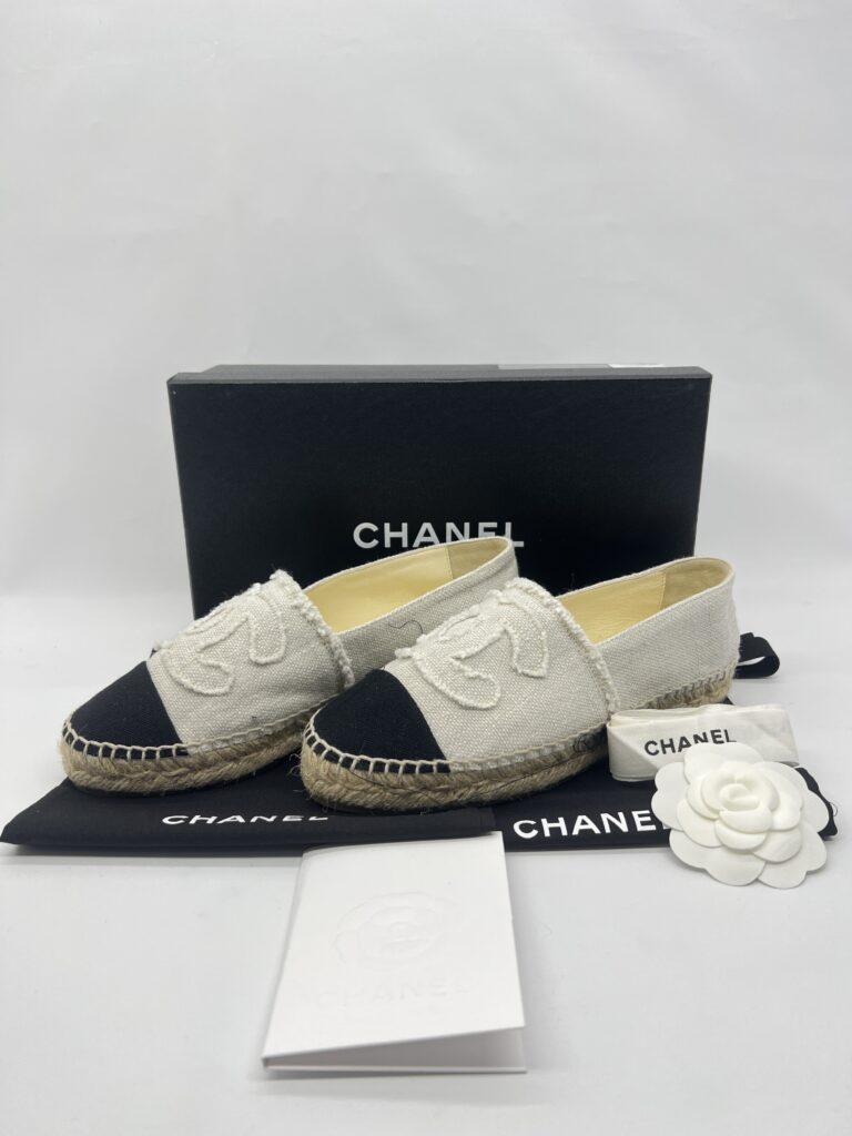 Chanel Espadrille Beige Black