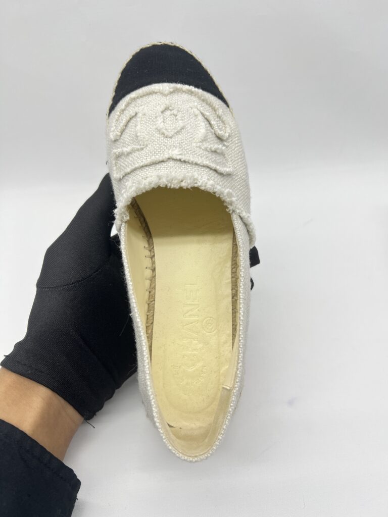 Chanel Espadrille Beige Black