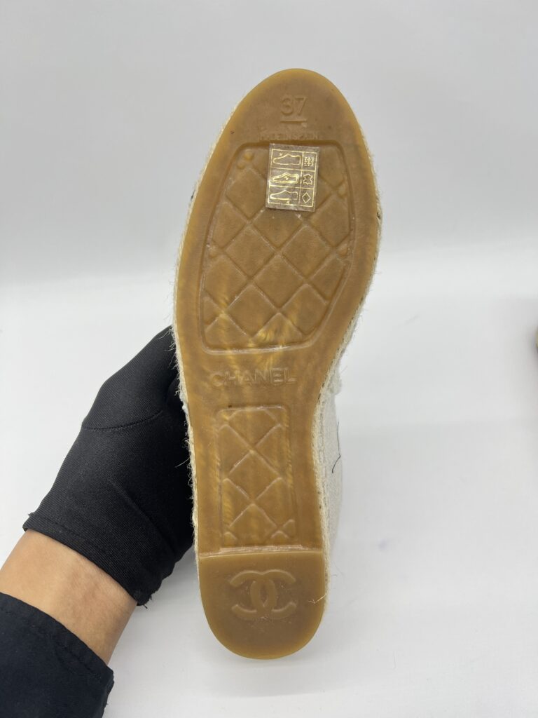 Chanel Espadrille Beige Black
