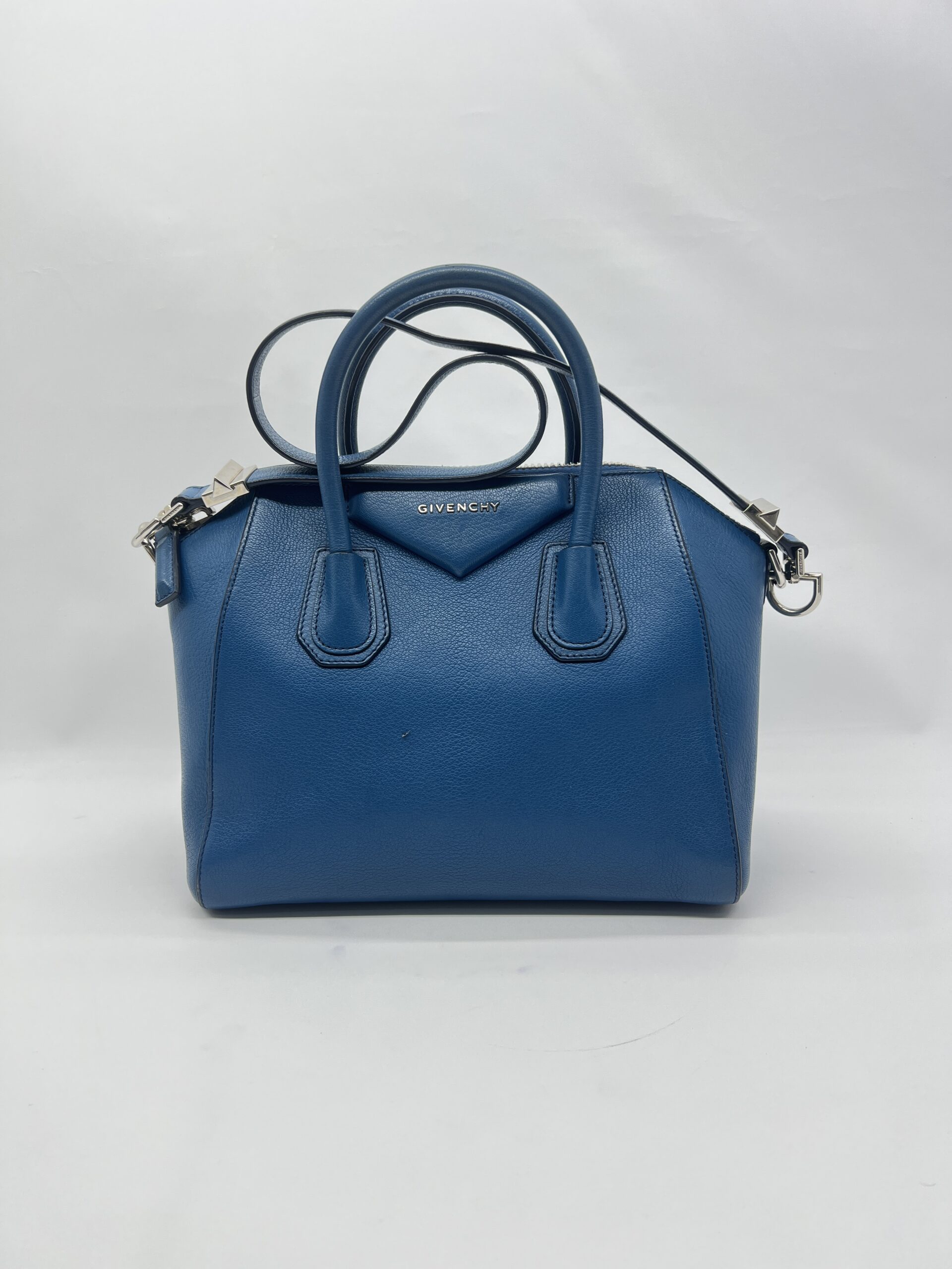 Givenchy Small Antigona Grained Blue SHW