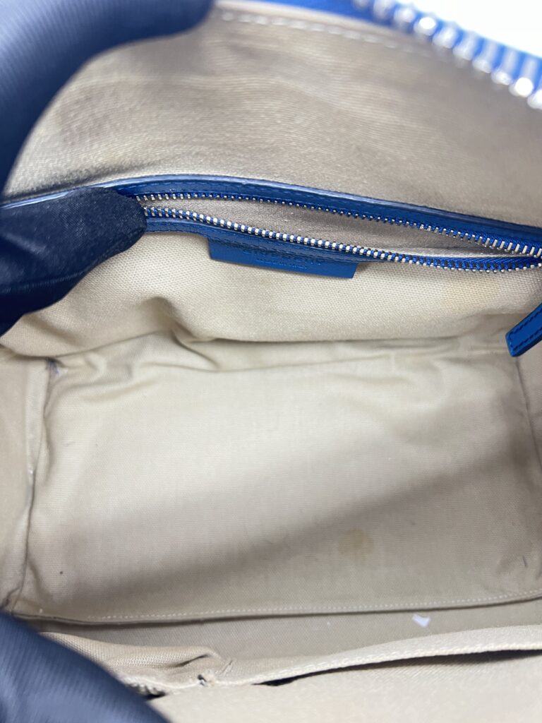 Givenchy Small Antigona Grained Blue SHW