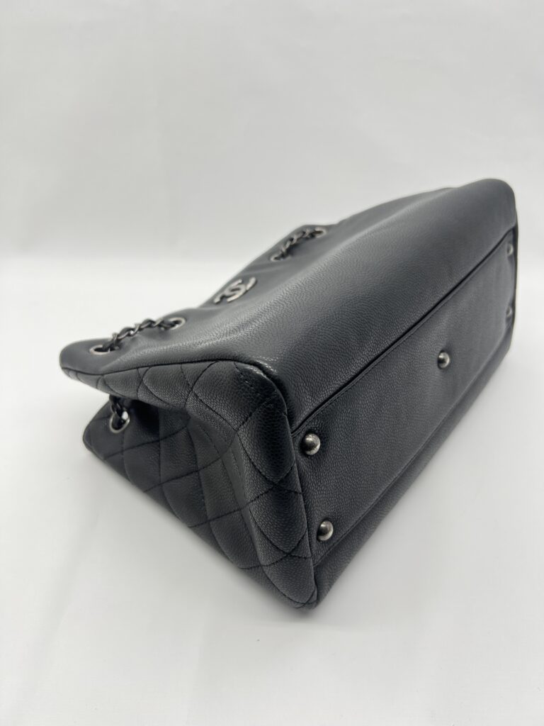 Chanel Shopping Tote Caviar Black RHW