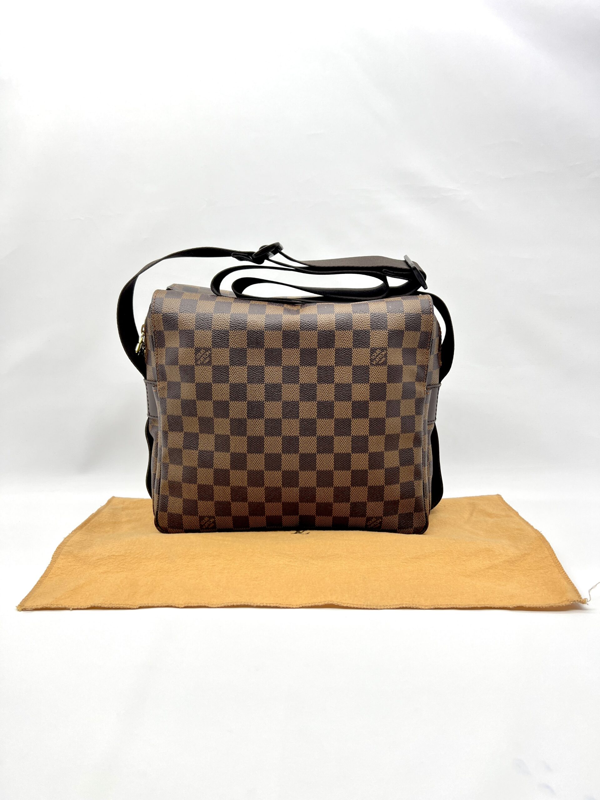 Louis Vuitton Naviglio Damier Ebene