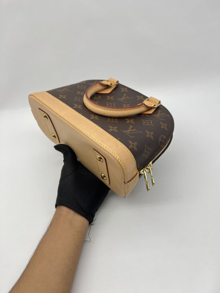 Louis Vuitton Alma BB Monogram GHW