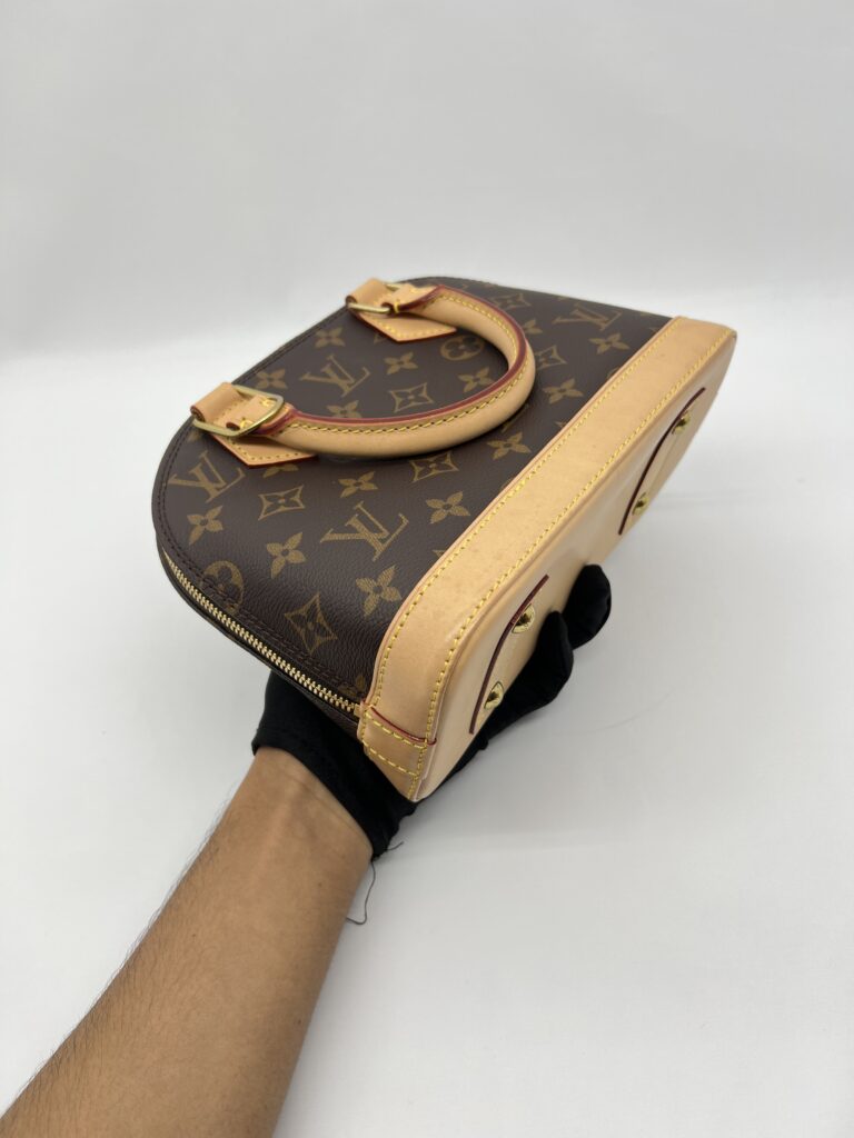 Louis Vuitton Alma BB Monogram GHW