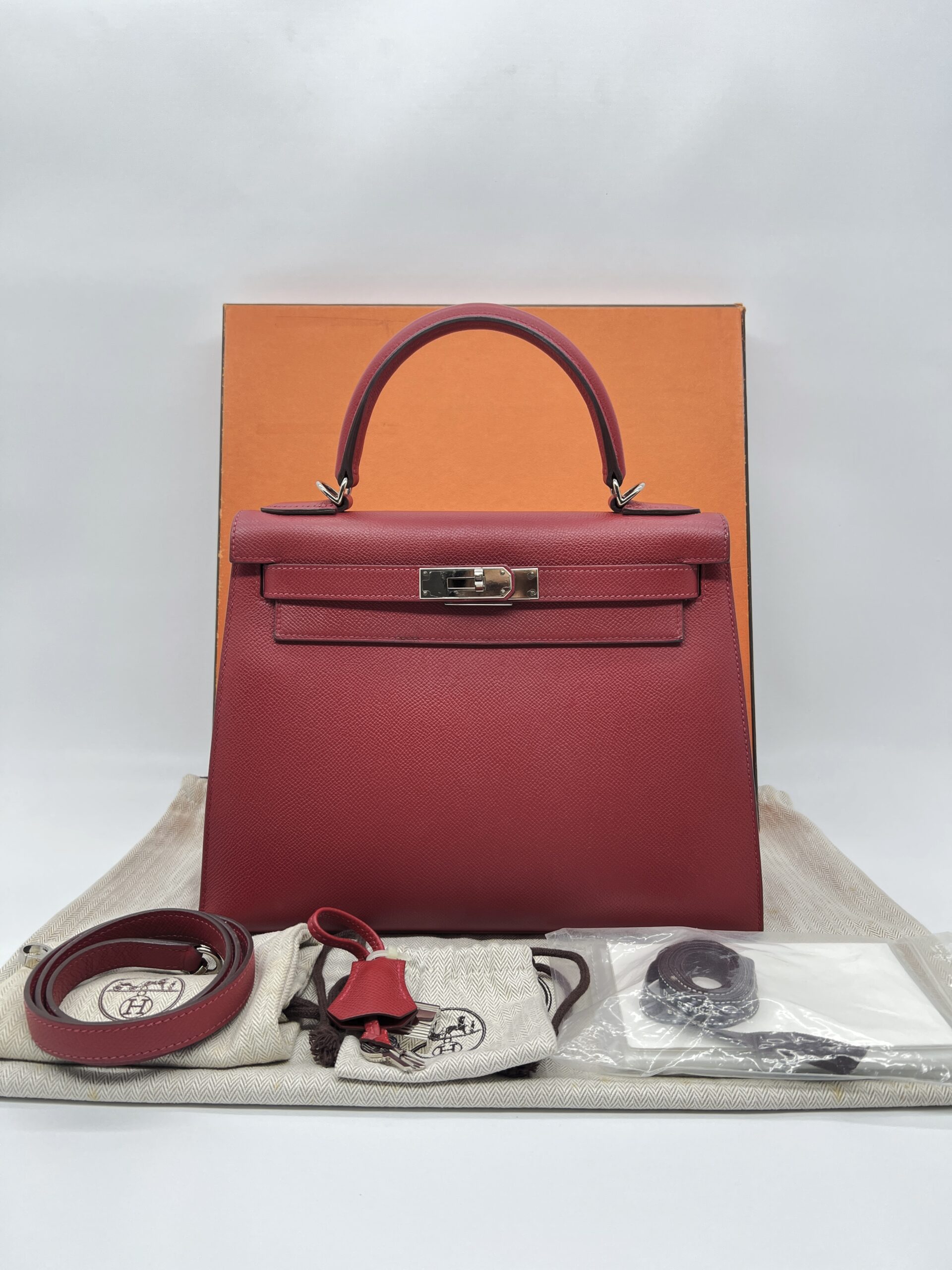 Hermes Kelly 28 Epsom Rouge Casaque PHW