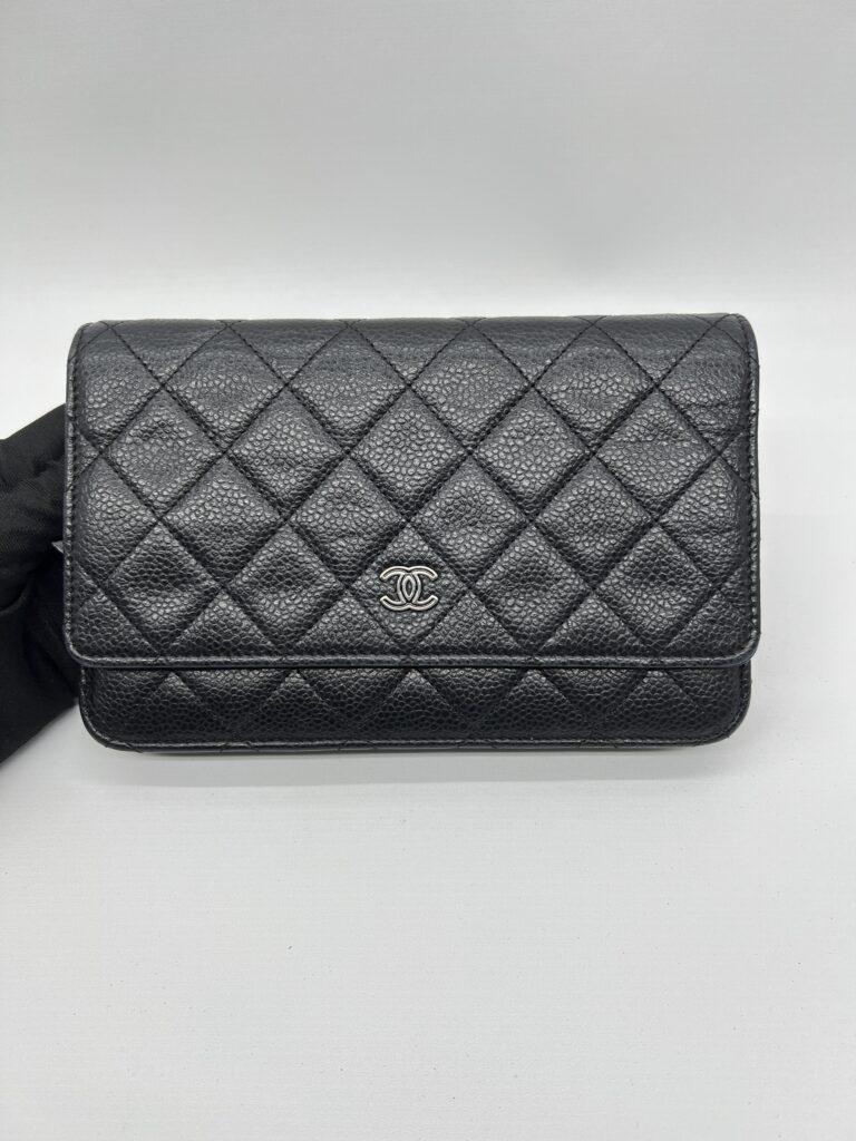 Chanel WOC Caviar Black GHW