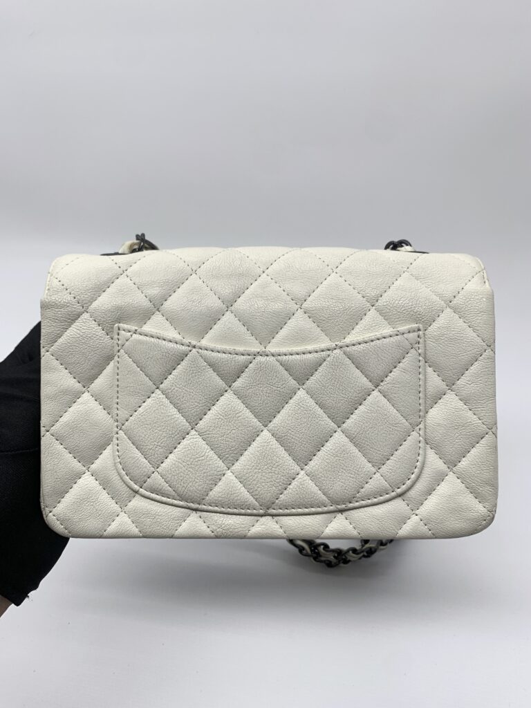 Chanel Classic Wallet On Chain Caviar White LGHW