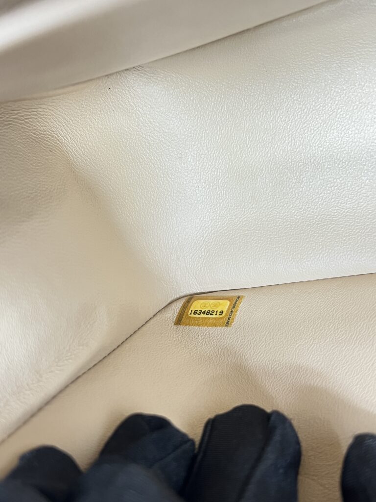Chanel Classic Jumbo D.Flap Caviar Beige GHW