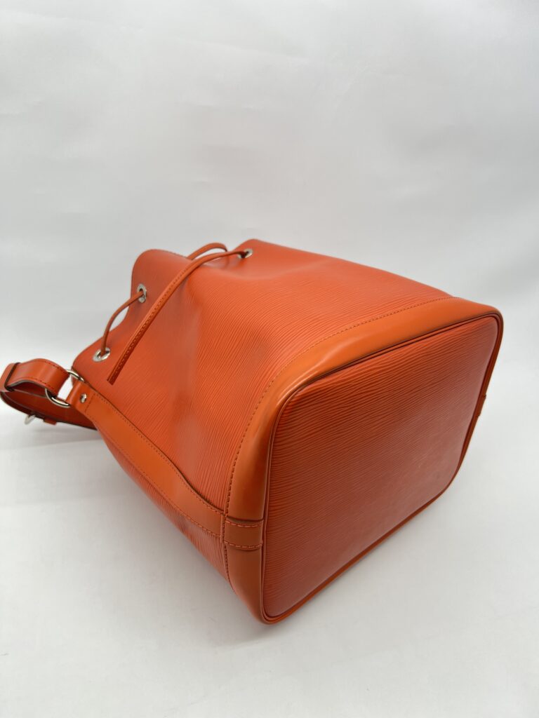 Louis Vuitton Noe Epi Orange SHW