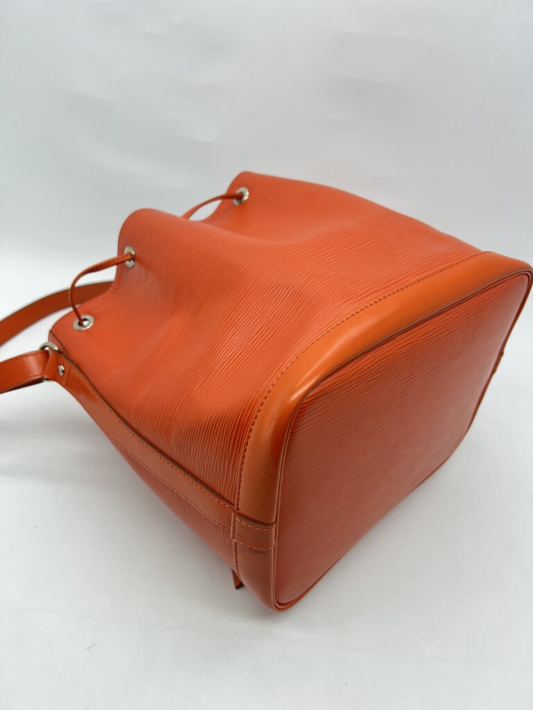 Louis Vuitton Noe Epi Orange SHW